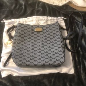 MICHAEL KORS CROSSBODY BAG